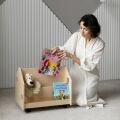BusyKids Doppelseitiges Bücherregal auf Rollen